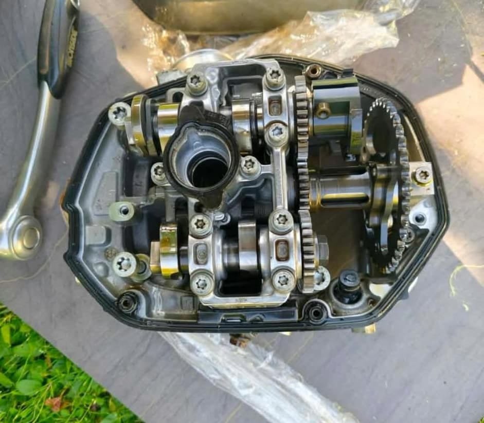 R1200 GS/GSA Cylinder Head – Cylinder Head (Left Side)